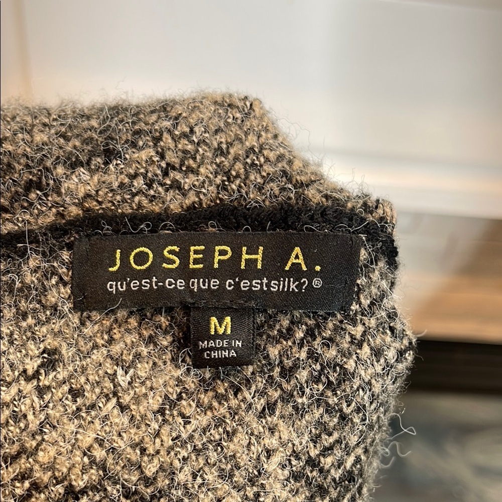 Joseph A. Textured Knit Sweater in Black and Tan Size M - Picture 2 of 6